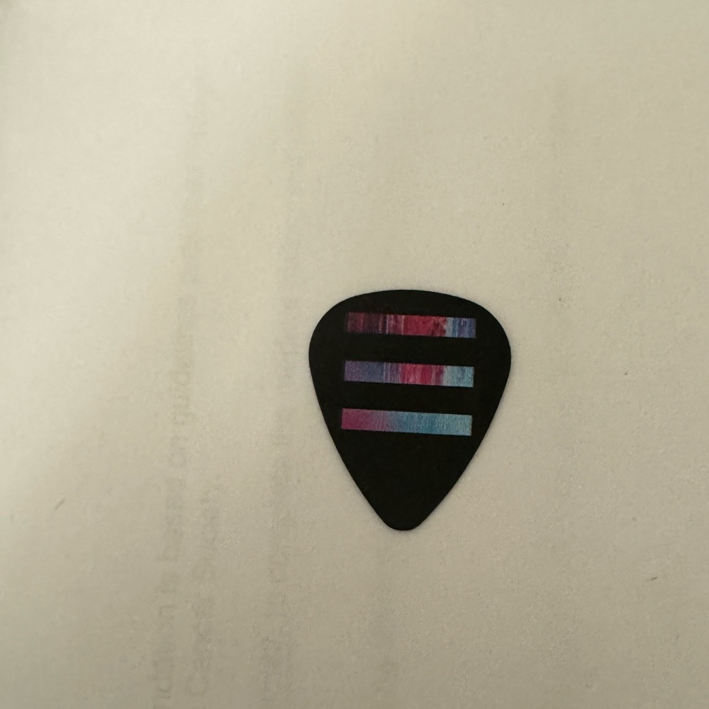 Ryan Tedder Guitar Pic